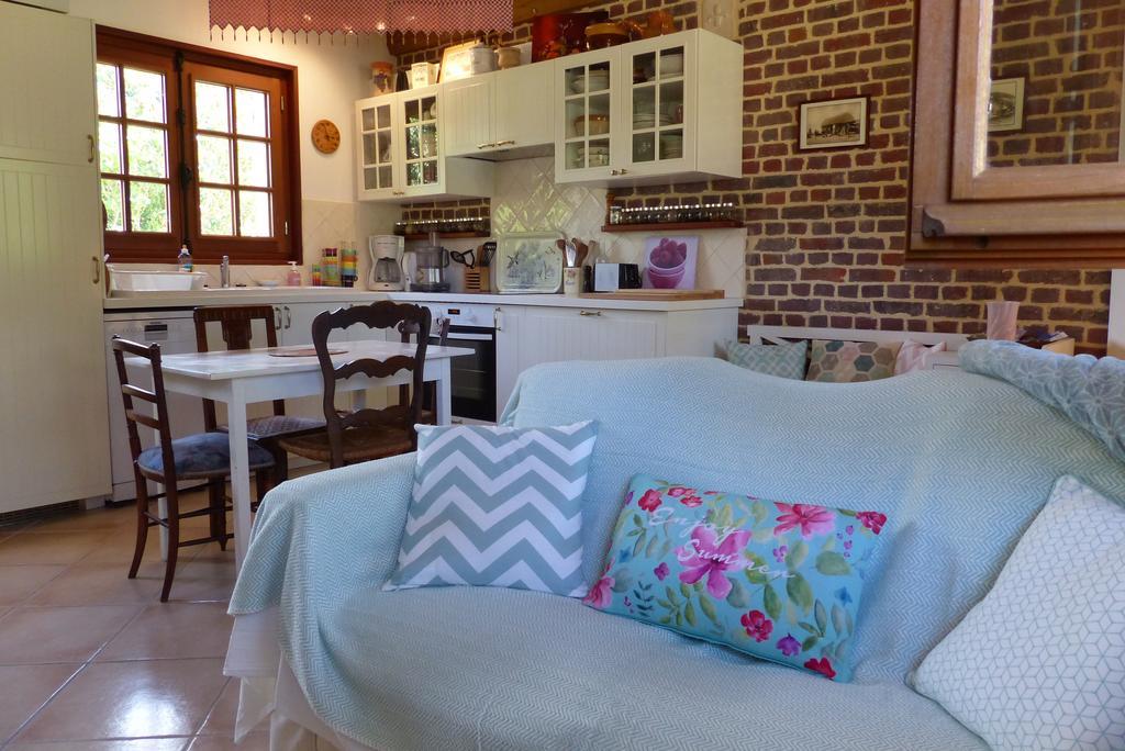 La Flore De Lys, Cottage Ideal Pour 2 Adultes Et 2 Enfants Saint-Jouin-Bruneval 객실 사진